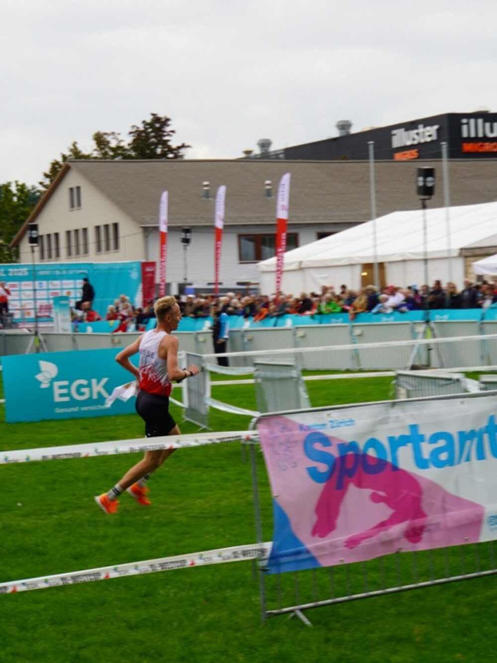 Zieleinlauf beim OL-Weltcupfinal